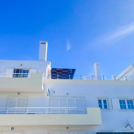De Tavira